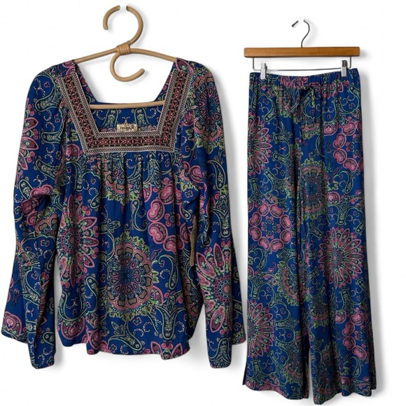 One World Square Embroidered Neck Flowy Top Marching Pull On Drawstring Wide Leg - Picture 2 of 16